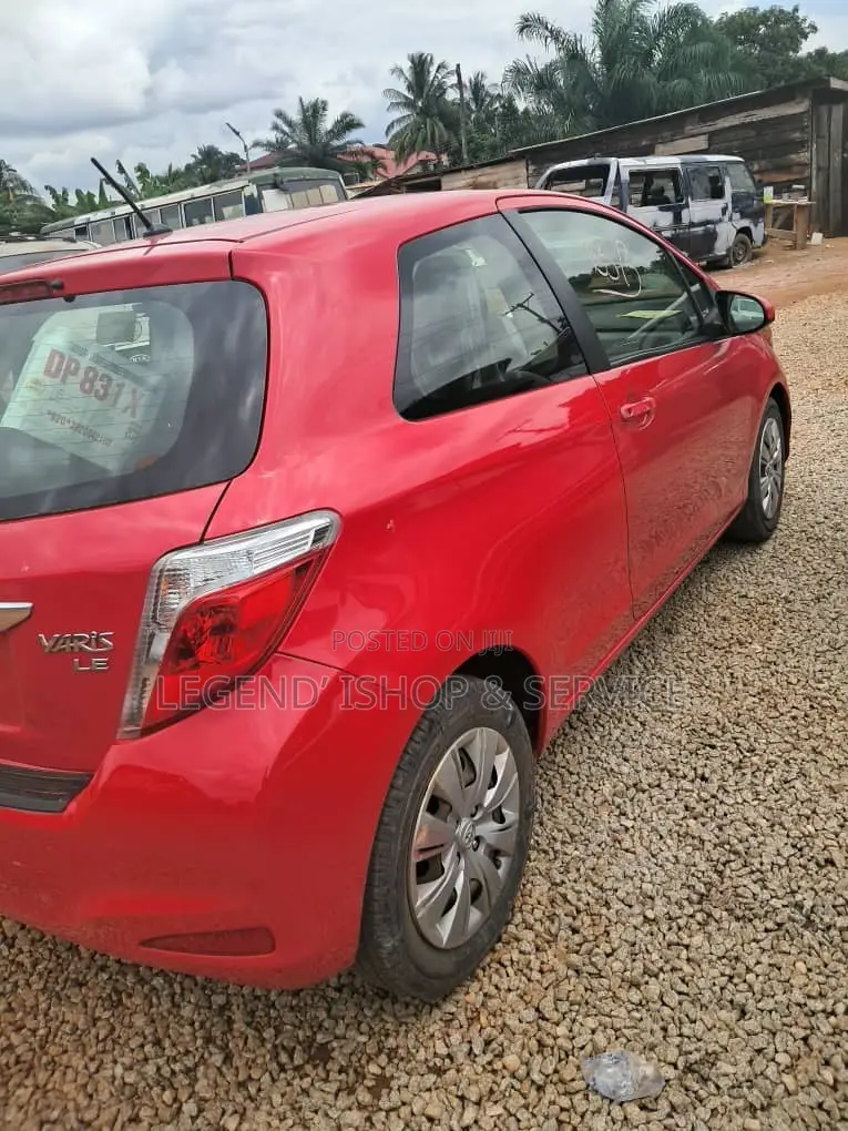 Toyota Yaris 2016 Red