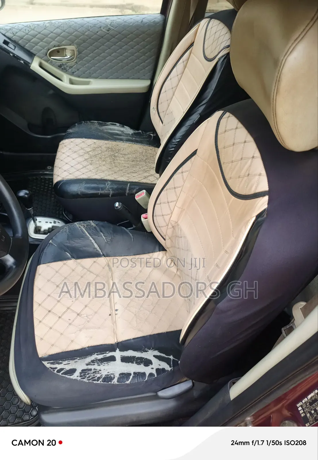 Toyota Yaris L Hatchback 3dr 2012 Burgundy