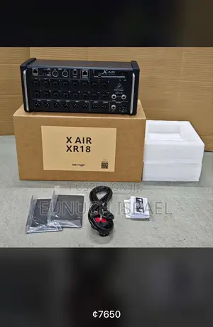 Behringer XR 18