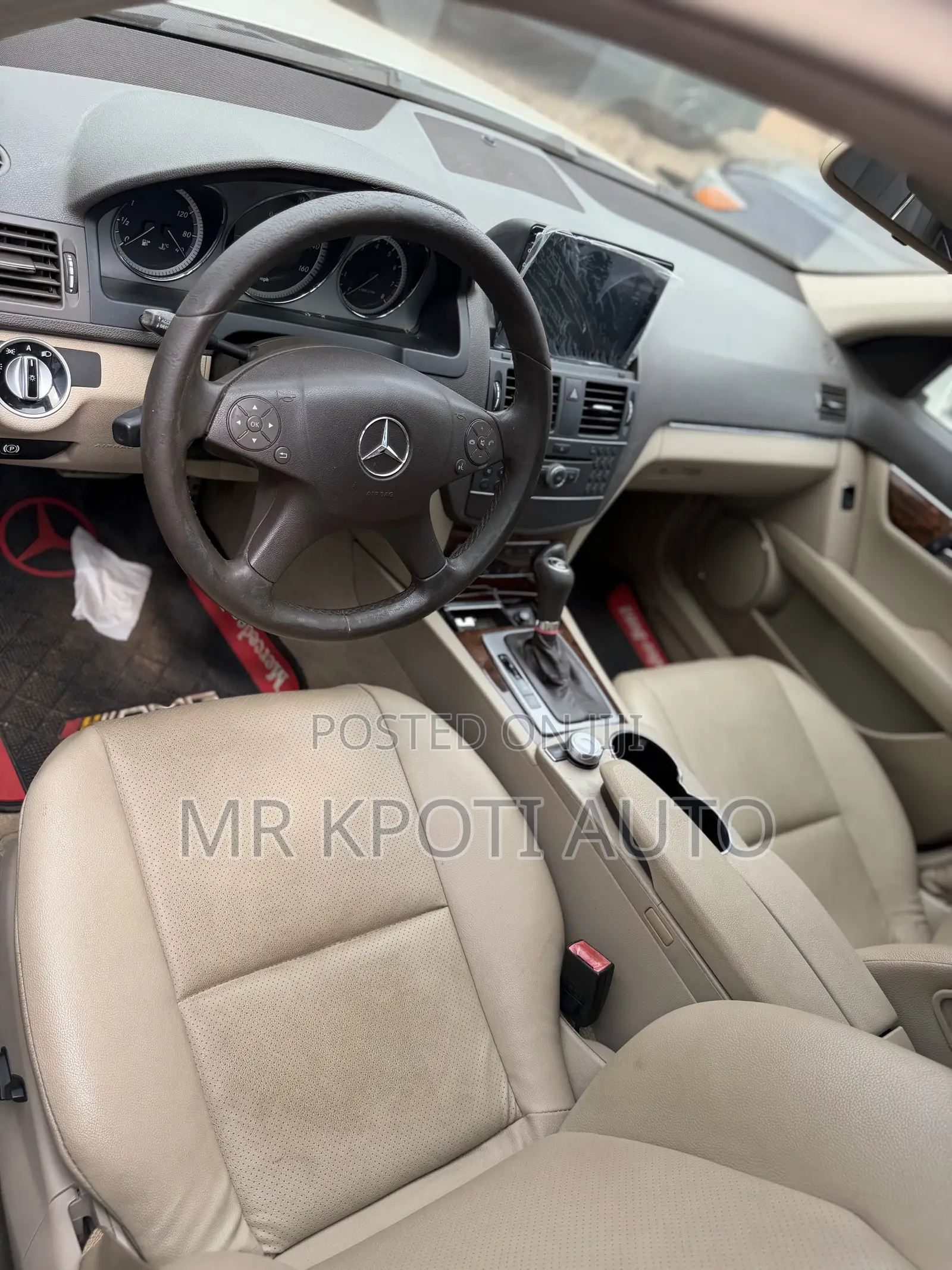 Mercedes-Benz C300 2011 White