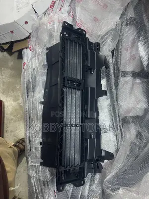 Honda CRV Shutter Grill With Motor 2017 2018 2019 2020 2021 2022