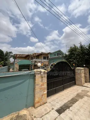 Furnished 10bdrm House in Agbogba for sale