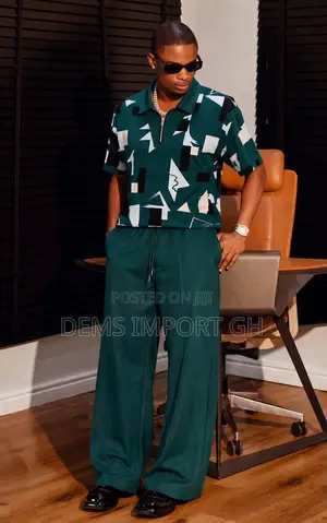 Men Two Pieces Quality Dress Available as Seen