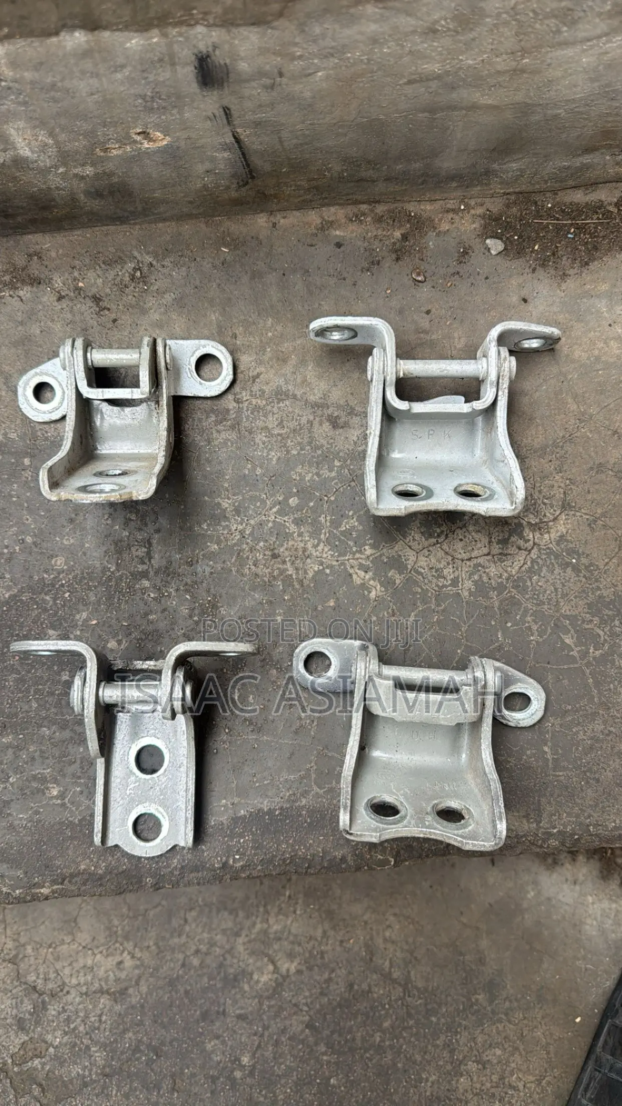 CRV 2017,2018,2019,2020,2021,2022,2023,2024,2025 Front Door Hinges