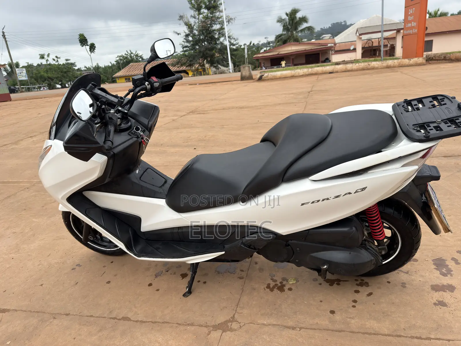 Honda Forza 2016 White