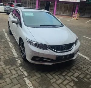 Honda Civic 2014 White