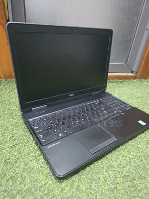 Laptop Dell Latitude 5540 8GB Intel Core i5 HDD 500GB
