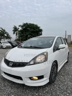 Honda Fit Automatic 2012 White