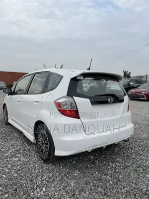 Honda Fit Automatic 2012 White