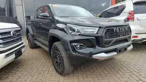 New Toyota Hilux 2026 Black