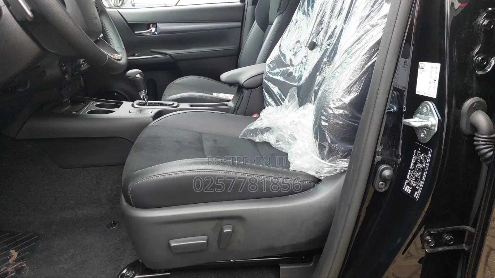 New Toyota Hilux 2026 Black