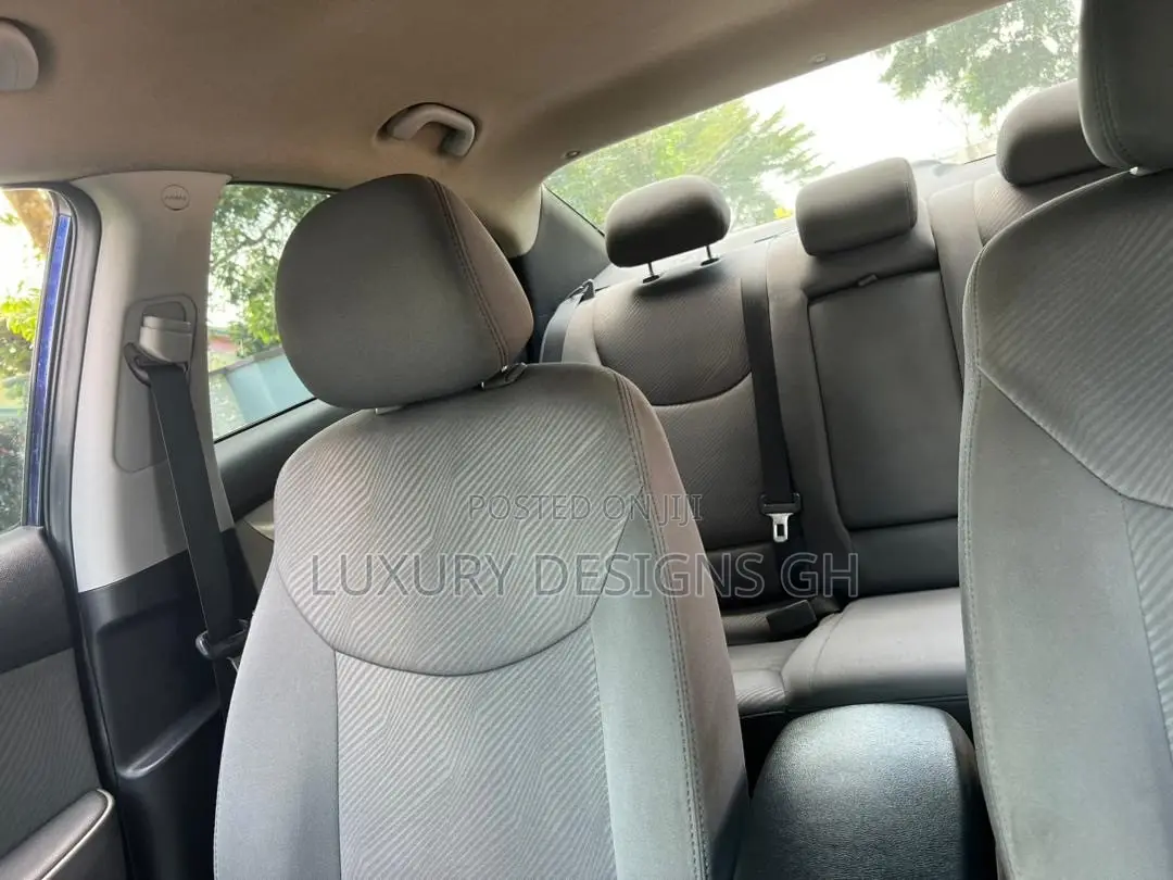 Hyundai Elantra 2013 Blue
