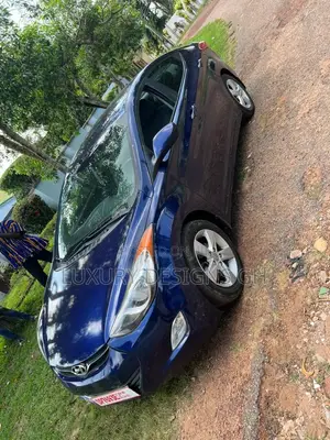 Hyundai Elantra 2013 Blue
