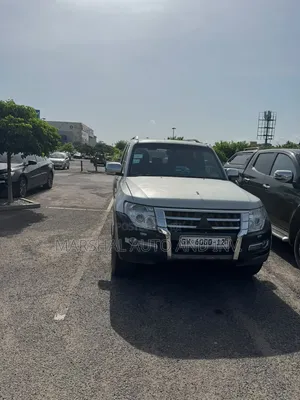 Mitsubishi Pajero 2012 Blue