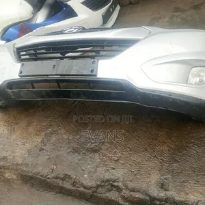 Hyundai Tucson 2010 or IX35