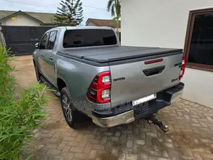 Toyota Hilux 2.8 Diesel 2020 Silver