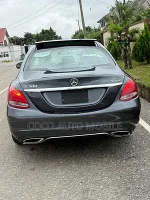 Mercedes-Benz C300 Luxury 4Matic Sedan AWD (2.0L 4cyl 7A) 2016 Gray