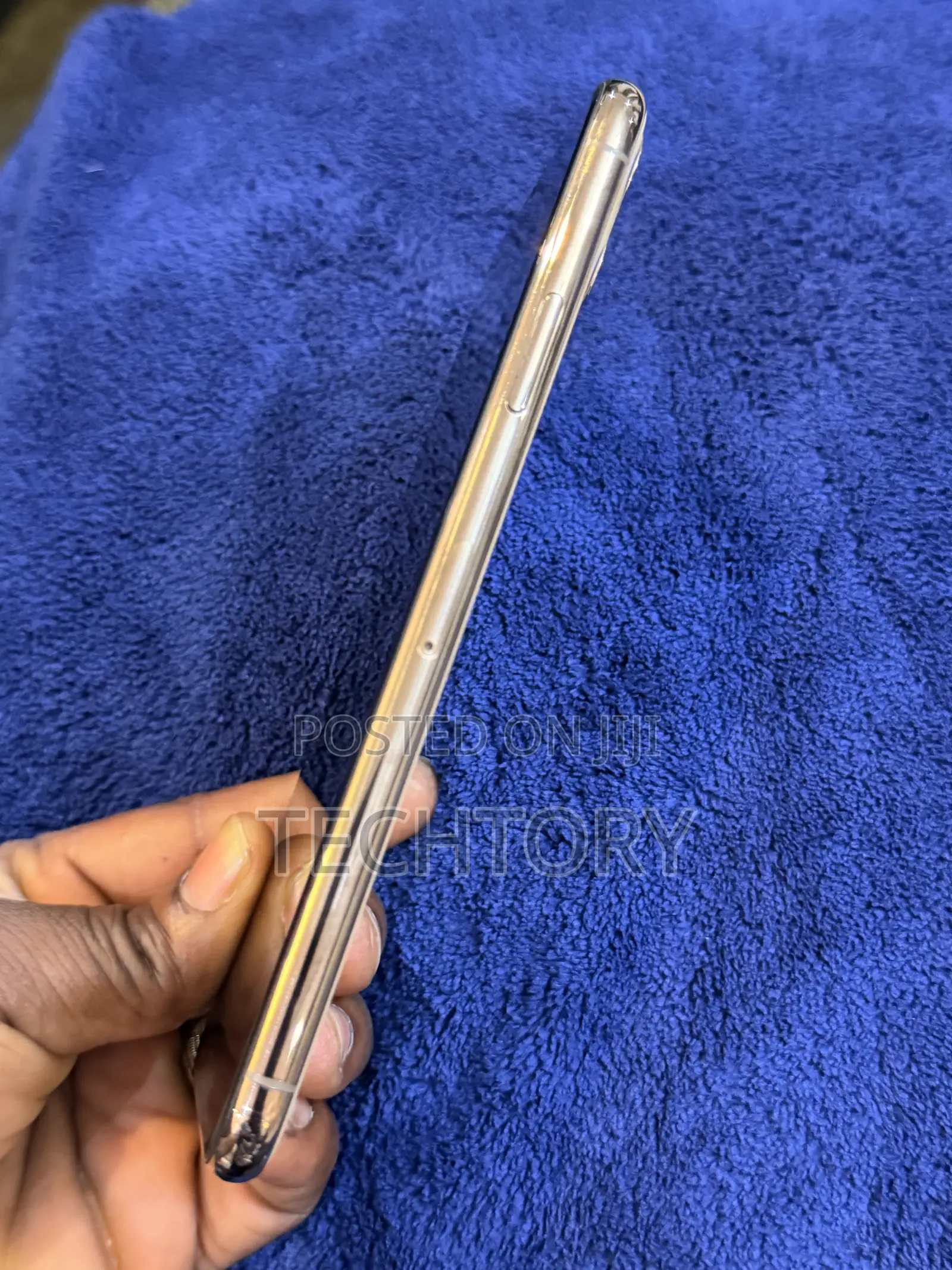 Apple iPhone 11 Pro Max 64 GB Gold