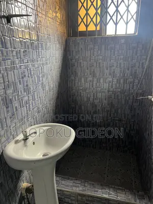 1bdrm Room & Parlour in Paradise, Ablekuma for rent