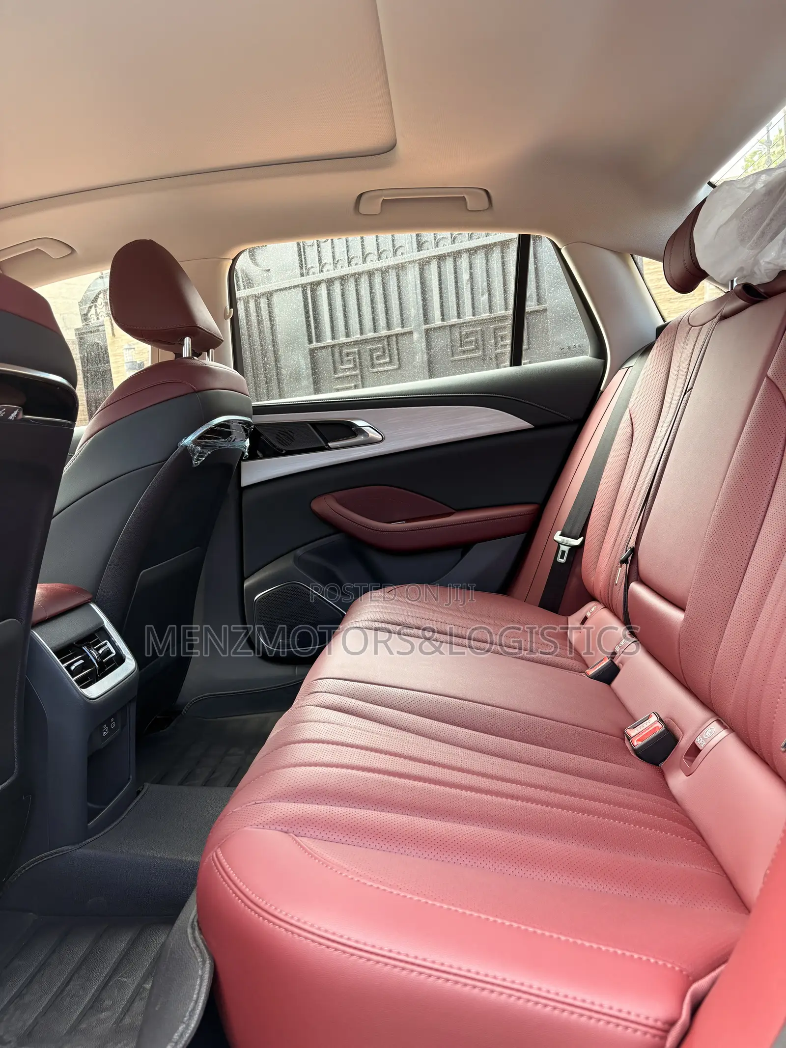 Hongqi E-HS9 Flagship 2025 Black