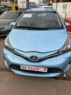 Toyota Vitz 2015 Blue