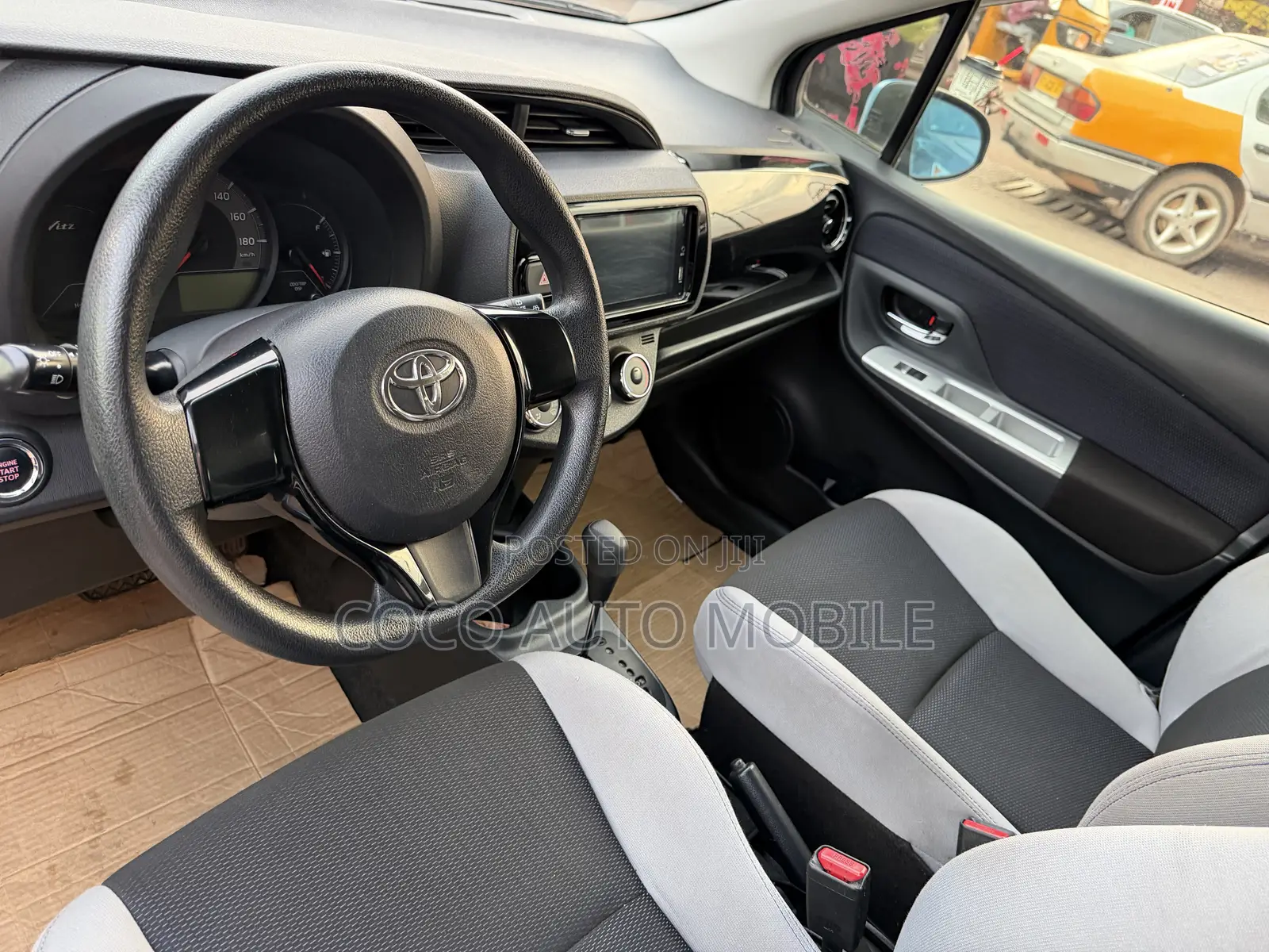 Toyota Vitz 2015 Blue
