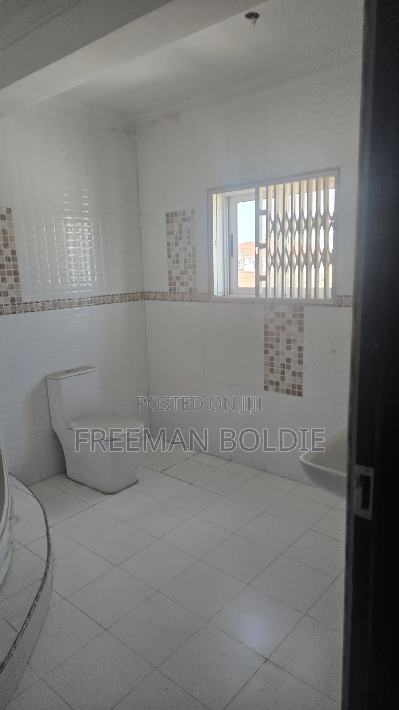 2bdrm Apartment in Akplaku, West Hills Mall Area for rent