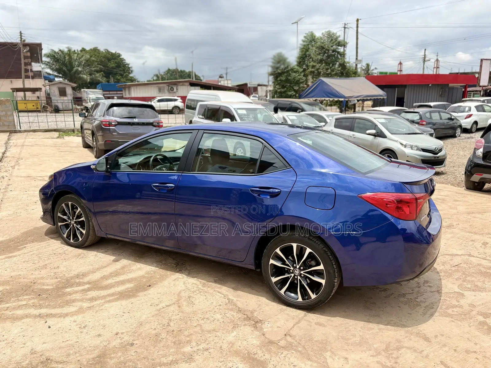 Toyota Corolla SE Special Edition 4dr Sedan (1.8L 4cyl CVT) 2017 Blue