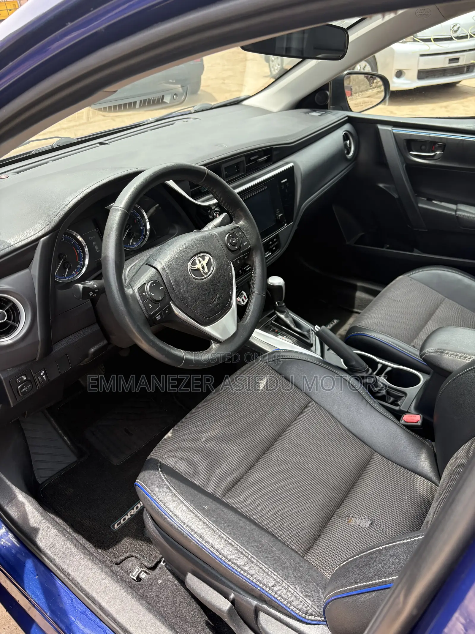 Toyota Corolla SE Special Edition 4dr Sedan (1.8L 4cyl CVT) 2017 Blue