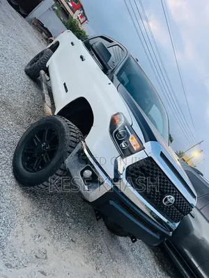 Toyota Tundra 2017 White