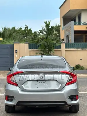 Honda Civic EX-L Sedan 2018 Gray
