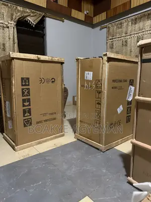 3 JBL Line Array Tops