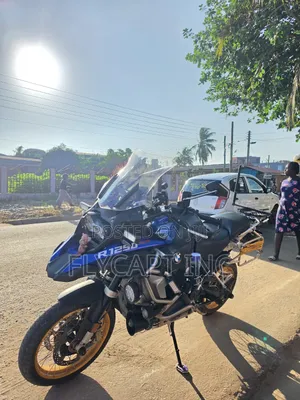 BMW R1250GS 2024 Blue