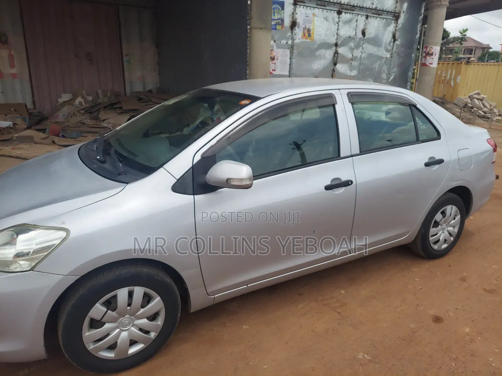 Toyota Belta 2010 Silver