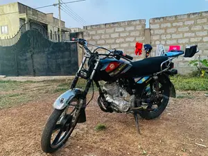 Royal Motorcycle 2025 Black
