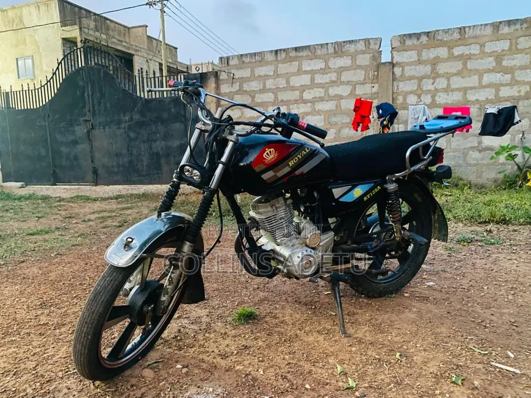 Royal Motorcycle 2025 Black
