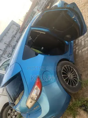 Mazda Axela SV Premium 2014 Blue