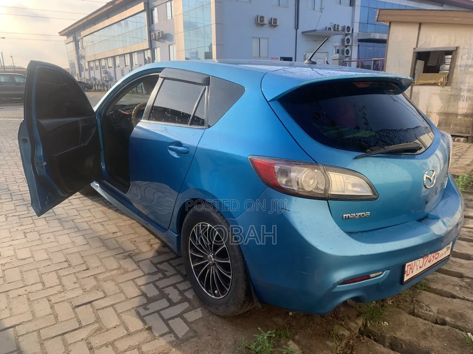 Mazda Axela SV Premium 2014 Blue