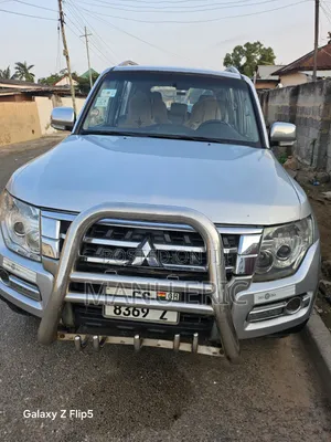Mitsubishi Pajero Sport 2008 Silver