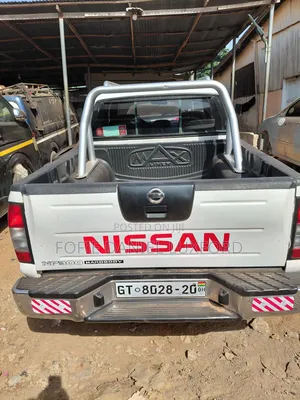 Nissan Hardbody 2020 White