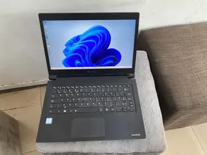 Laptop Dynabook Tecra A40-J 8GB Intel Core i7 SSHD+SSD 256GB