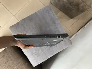 Laptop Dynabook Tecra A40-J 8GB Intel Core i7 SSHD+SSD 256GB