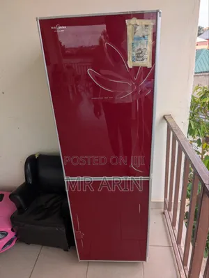 Solid Refrigerator