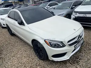 Mercedes-Benz C300 2015 White