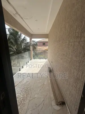 4bdrm House in Kwabenya, Accra Metropolitan for sale