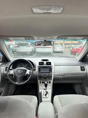 Toyota Corolla LE 4dr Sedan (1.8L 4cyl 4A) 2013 Red