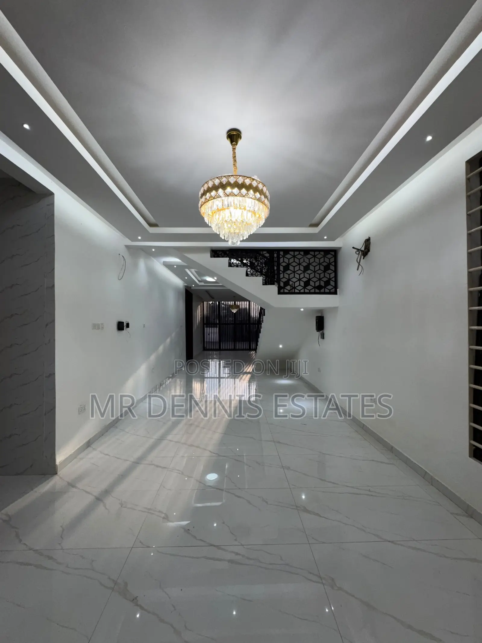 5bdrm House in East Legon Hills for sale