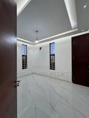 5bdrm House in East Legon Hills for sale