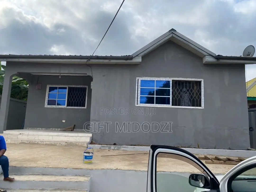 3bdrm House in Nsawam Adoagyiri Municipal for rent