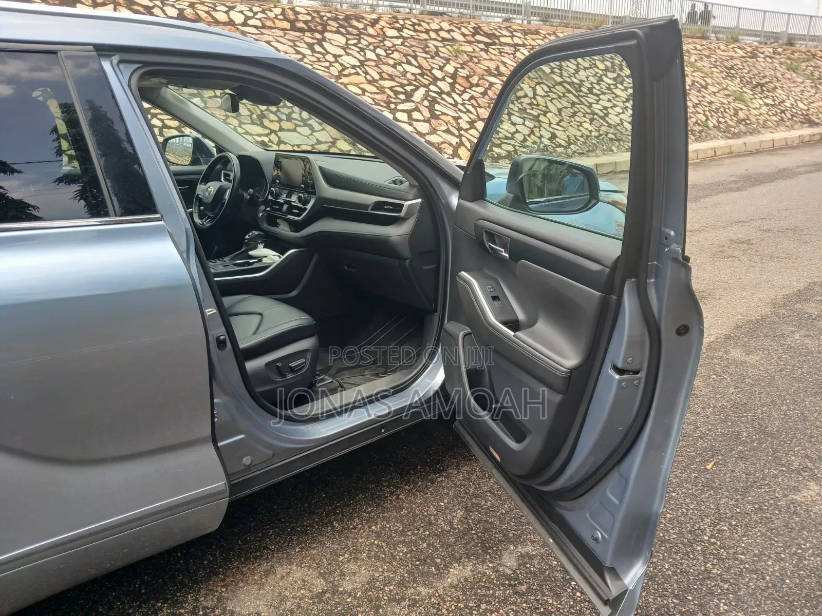 Toyota Highlander 2021 Silver